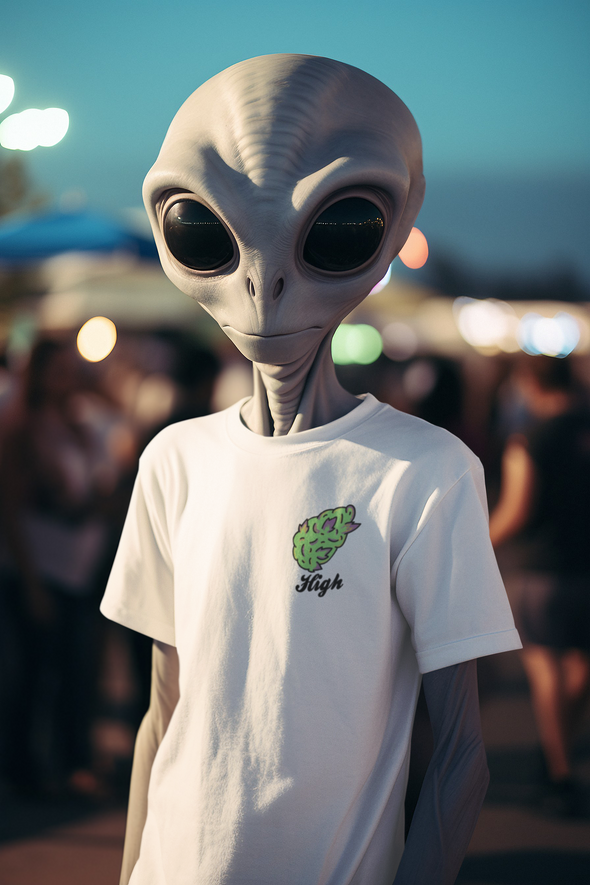 Greeting Earthlings – High/Bye Nug Tee